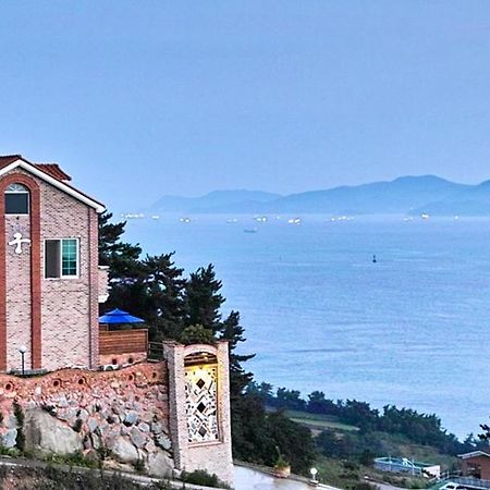 Gung Pension Namhae Esterno foto