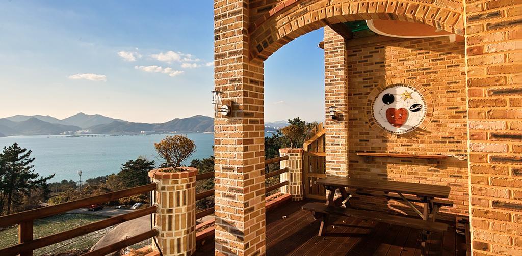 Gung Pension Namhae Esterno foto