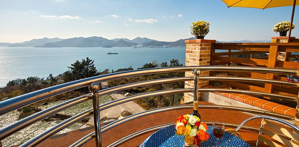 Gung Pension Namhae Esterno foto