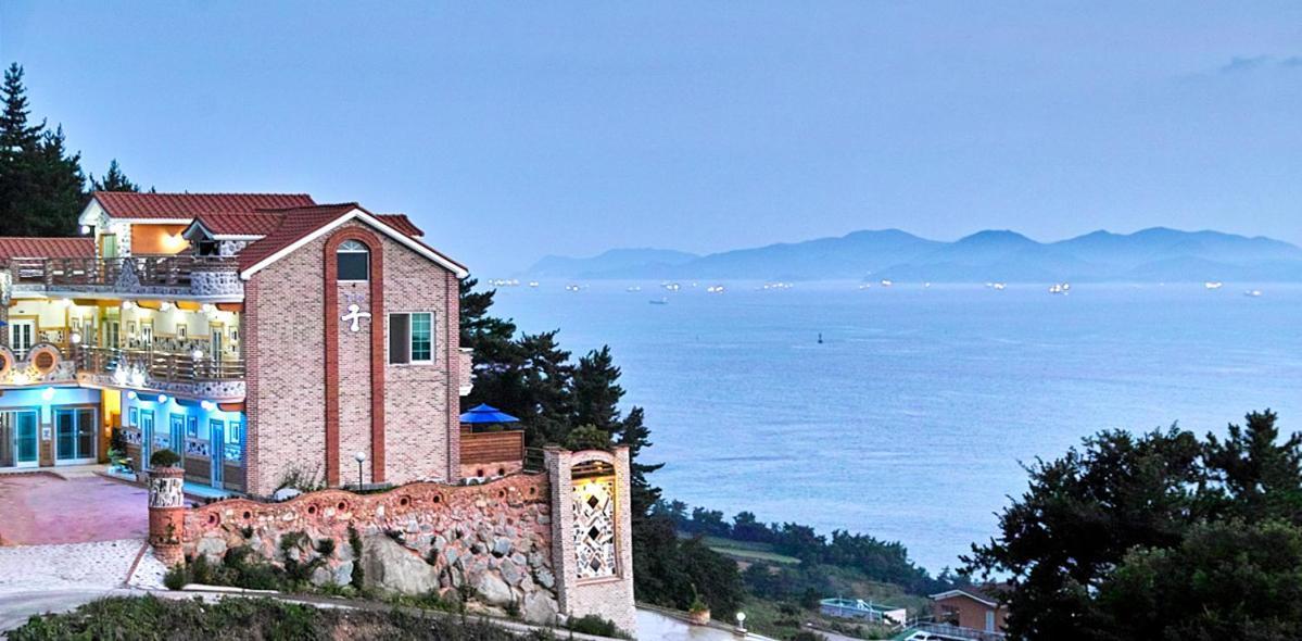 Gung Pension Namhae Esterno foto