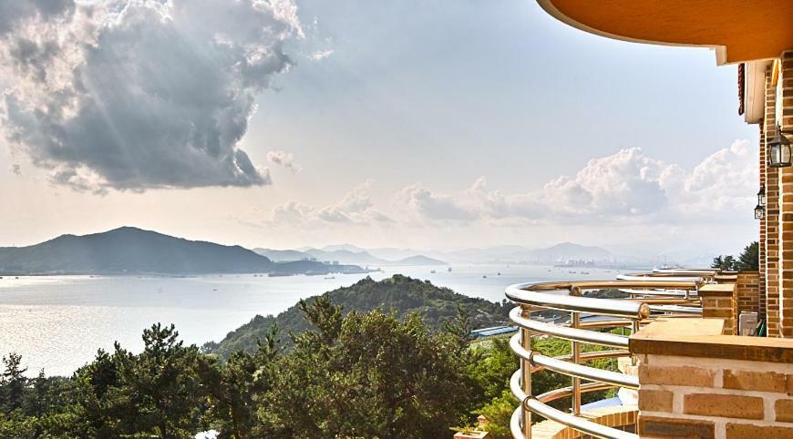 Gung Pension Namhae Esterno foto